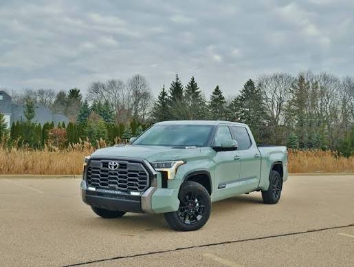2025 Toyota Tundra. Learn about its powerful engine and towing capacity.