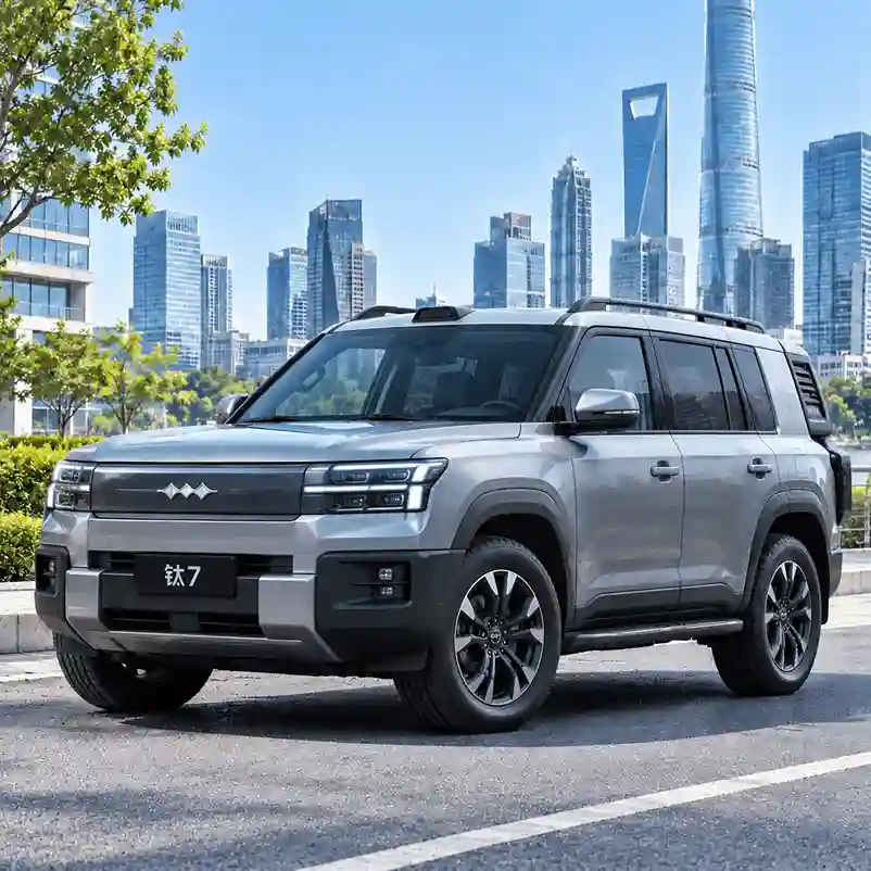 Rugged silver BYD Tai 7 SUV equipped with byd electric side steps, parked on a city road with skyscrapers in the background.