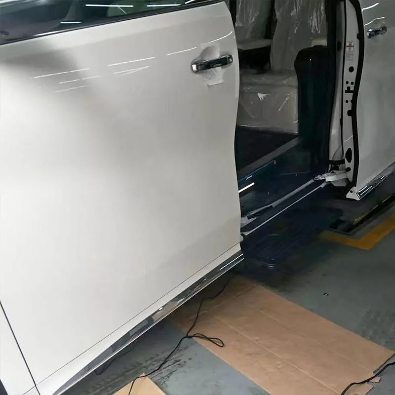 Lexus LM electric running boards for sliding door, automatic power side steps deployment on opening door for luxury MPV Lexus LM